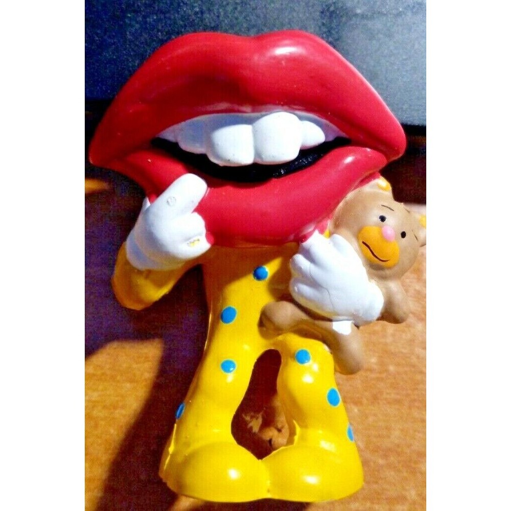 Tang General Foods Applause 1989 Hot Lips in Pajamas with Teddy Bear PVC Toy